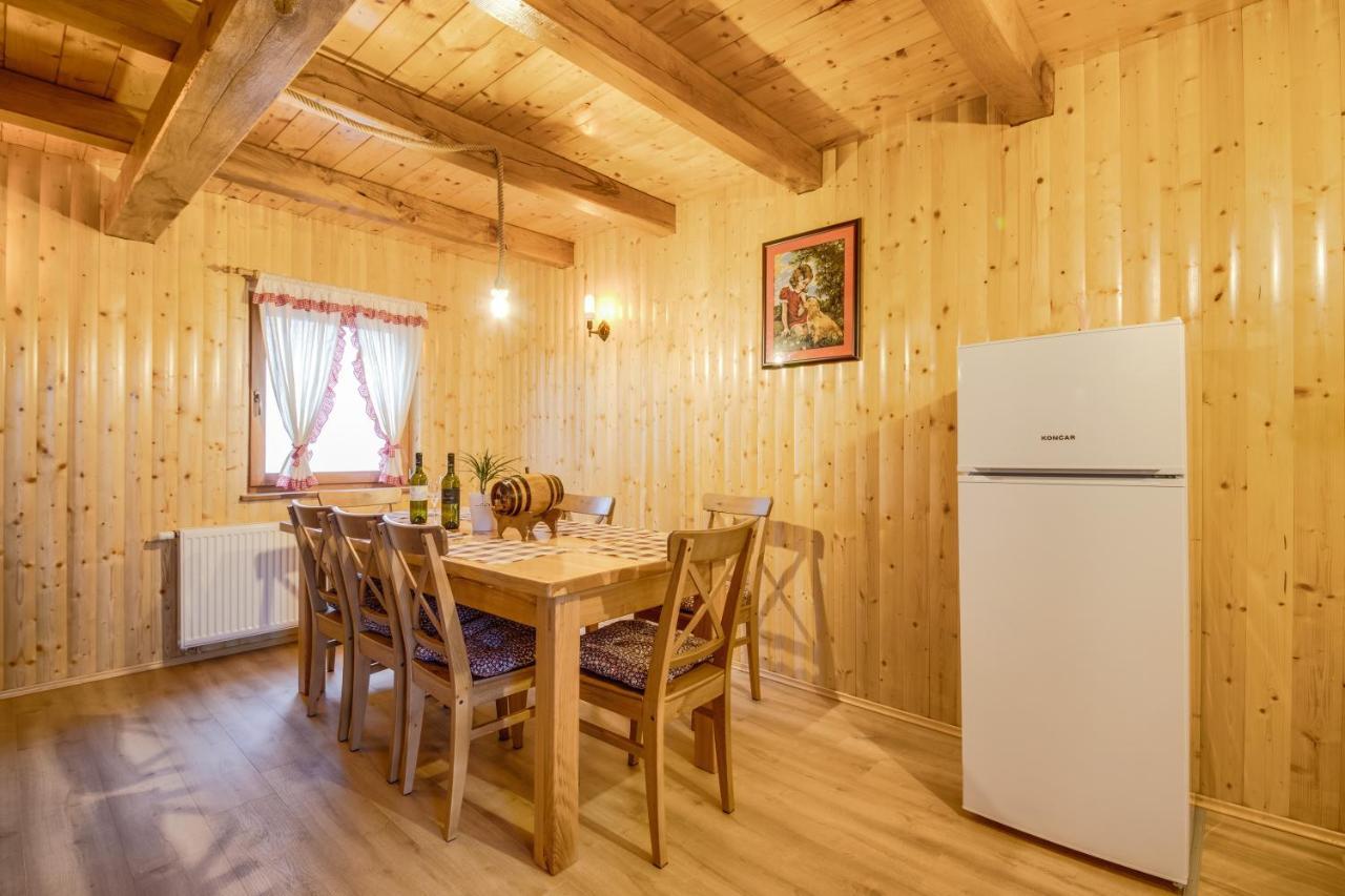 Apartment Stone And Wood Cetingrad Екстериор снимка